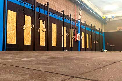 Instalacion de Losas de Caucho, gimansio crossfit suelos de goma amortiguantes